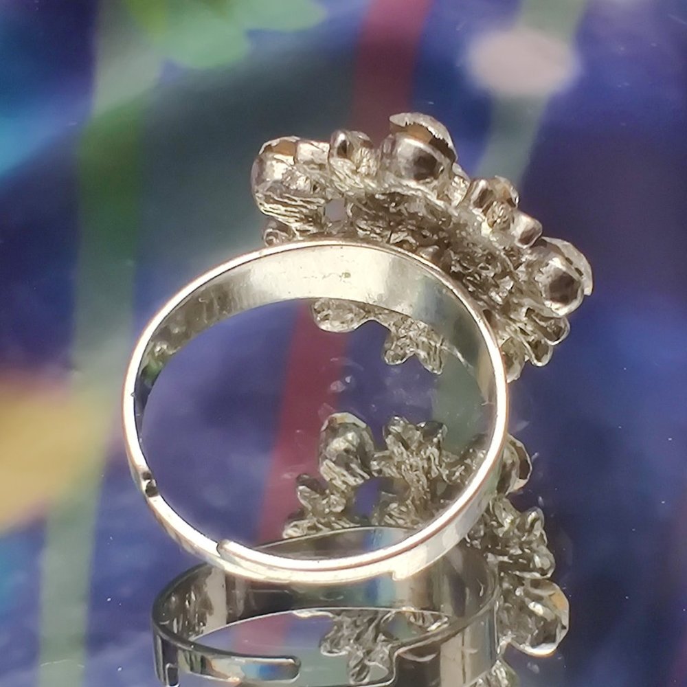 Super Sparkle Rhinestone Statement Ring - Picture 4 of 4